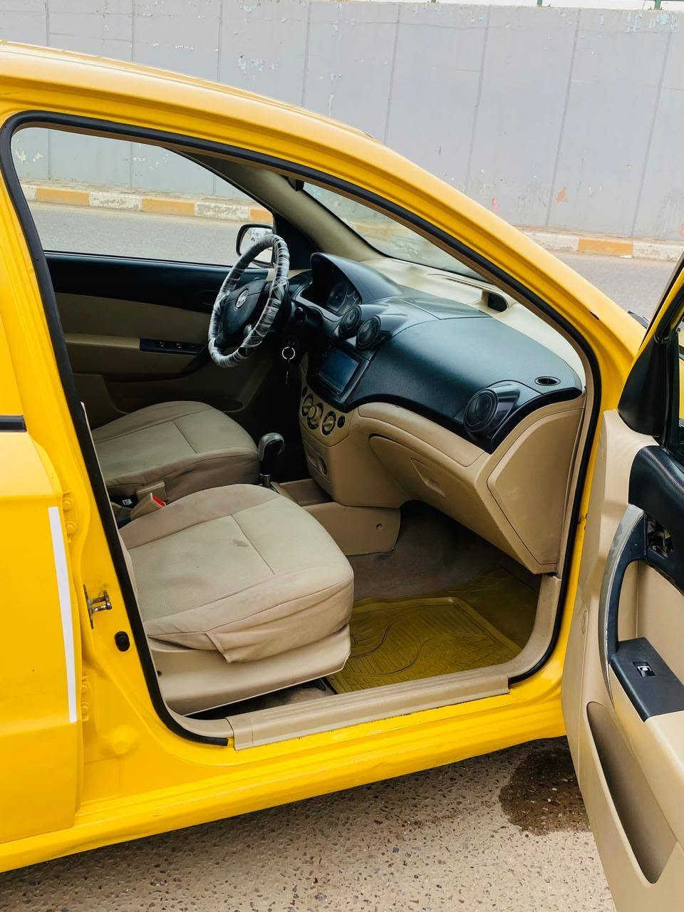 افيو • ٢٠١١ • رقم نجف