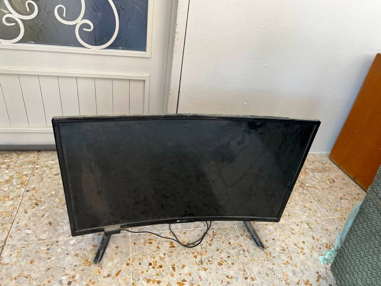 السلام عليكم عندي اغراض مستعمله للبيع شلع وموضحهم بصور
قيم بل يرضي الله
التواصل على الرقم ***********
