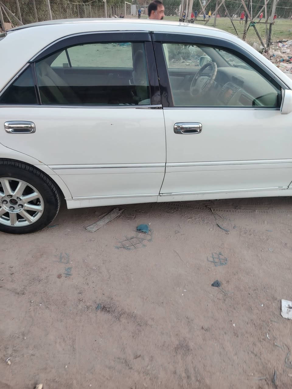 ملكه 2004 كصه قماره فقط مداور ثاني يوم رقم انكلزي ديفور الجبير تحوير نجف تبريد ثلج محركه فول حداديه فول اربع كشنات كهربيه ثلجه  السعر ٨٥ بيهه مجال اليحب يشري هلا بيه *********** هذا رقم بي وتساب
