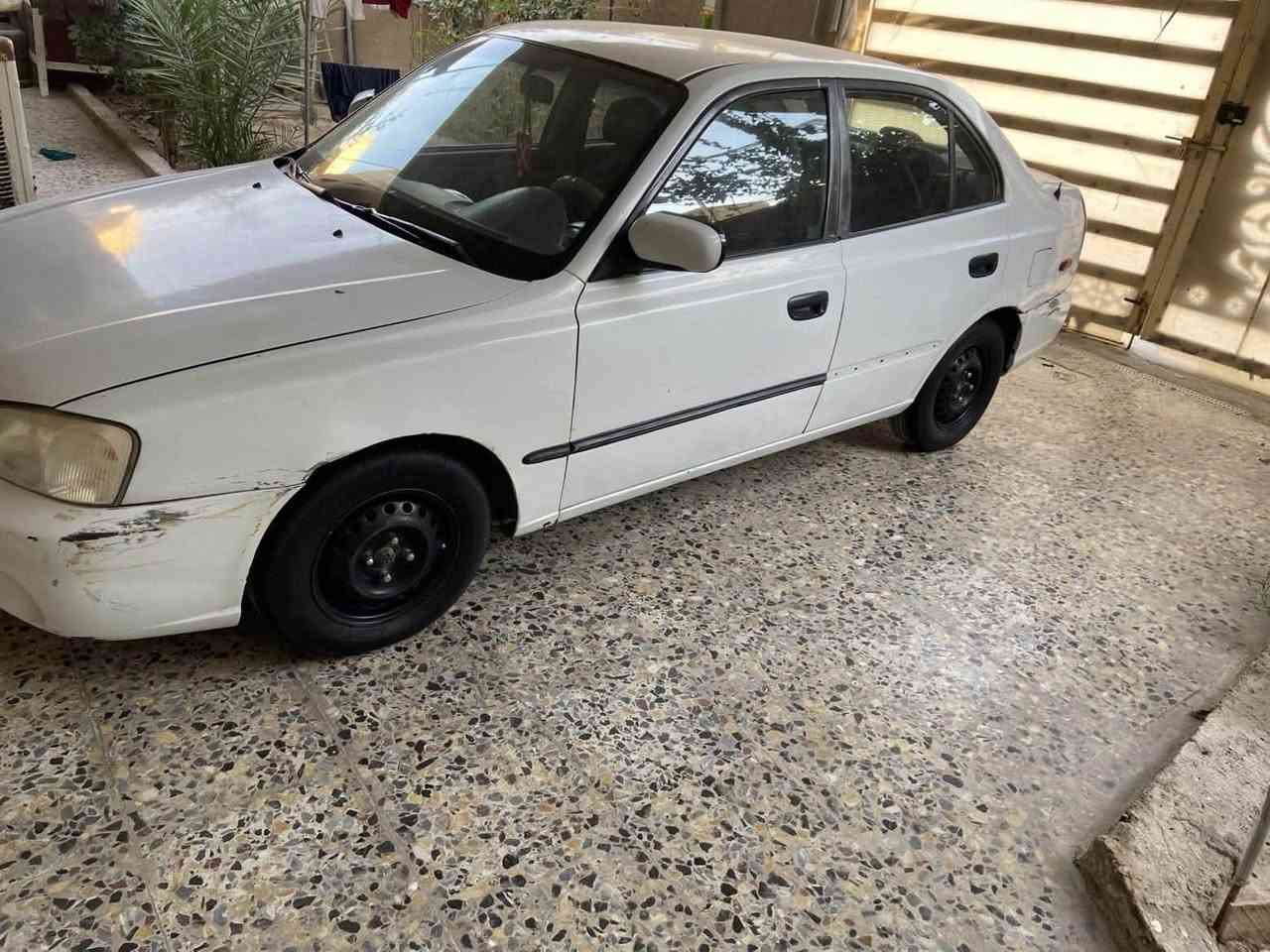 السلام عليكم هونداي فيرنا للبيع موديل 2000 مكينة بيها خيط تبخير سيارة اوتماتيك سيارة خير من الله  وباسمي وجاهزة  رقم بغداد إنكليزي  السعر 36 العنوان بغداد الزعفرانية ***********
