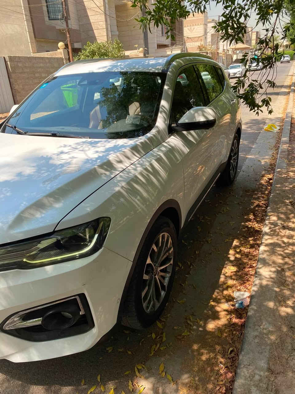 🫡السلام عليكم للبيع 
🚙هافال H6
موديل 2020
🚶ماشيه 32 الف 
مكينه 2000 TURBO🚀

بيها بارد شي قليل فقط لا صبغ لاتبديل 
🚙مواصفات الفول
بصمة 
بانوراما
عداد ديجتال
5 كاميرات 360 
12 حساس
اوتو بارك
ويلكب 19 
اوتو ستوب
اوتو هولد 
كراسي وستيرن هيتر
شفتات ستيرن
كشنات كهرب 
هندريك بصمة
نظام منحدرات
انارات داخليه
نقاط عمياء 
انارة بلدوسات
لايت لد
بك لايت لد
نظام الاناره الألمانيه عند الوقوف
اشاير مري وكهرب
كرسي خزن 
نظام ترحيب

السعر 💵💸140 ورقه وبيها مجال 
📍المكان- بغداد -الشالجيه 
الاتصال ☎️هـ***********
