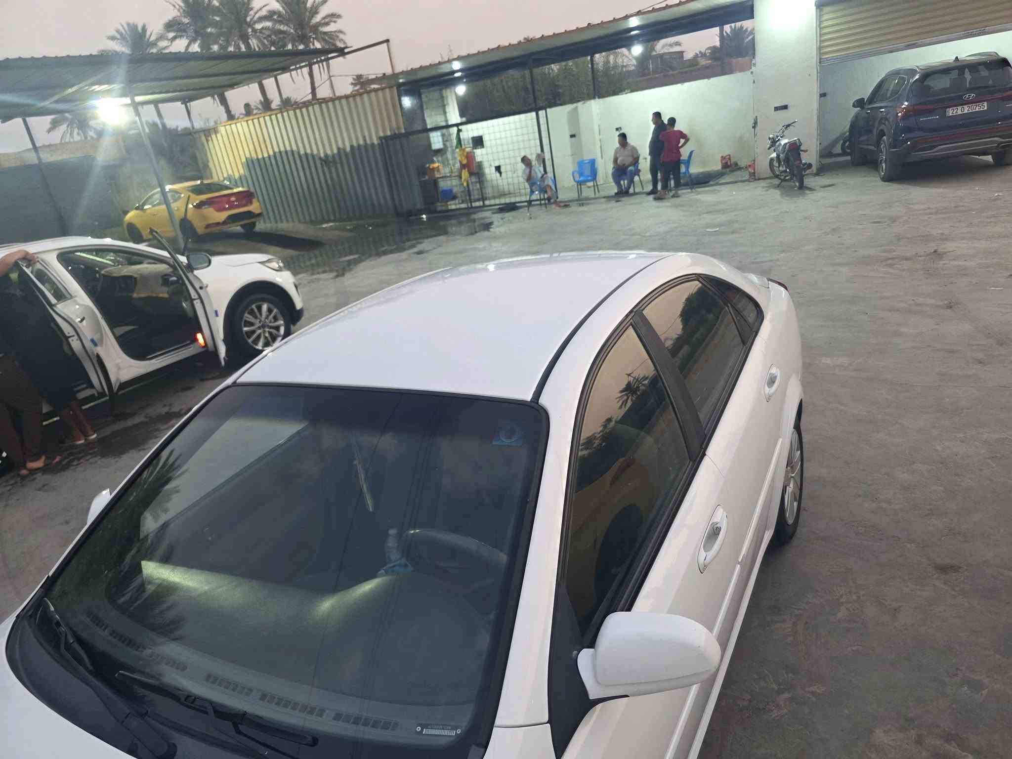 السلام عليكم
سيارة اوبترا للبيع موديل ٢٠١١ كربلاء باسمي 
بيها شبر صبغ جاملغ والباقي مكفول السعر ٨٠ وبيها مجال عنواني كربلاء 
***********
