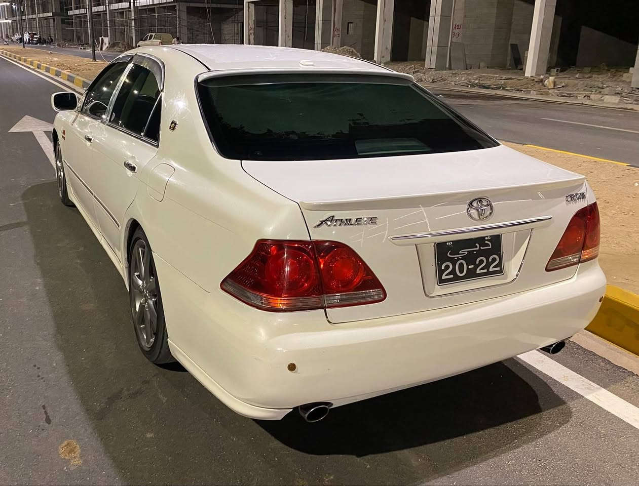 سلاوي خواي گه وره تان لي بيت
تويتا شاهينه براوه ......

سپي به فري. 

گه وره به گه وره 182

فول سپورت 

ساج سور 

سي دوو گمه 

ويل دنگه

كودي بو كراوه 

كامل جوان كاري بو كراوه 

ماله كه ده ره جه يه كه له جواني 

سه ياره ي ماله هي مه عره ز نيه 

سعري 51گه لاو مه جاليكي برايانه 
شوين كه لار

ژ.م***********
