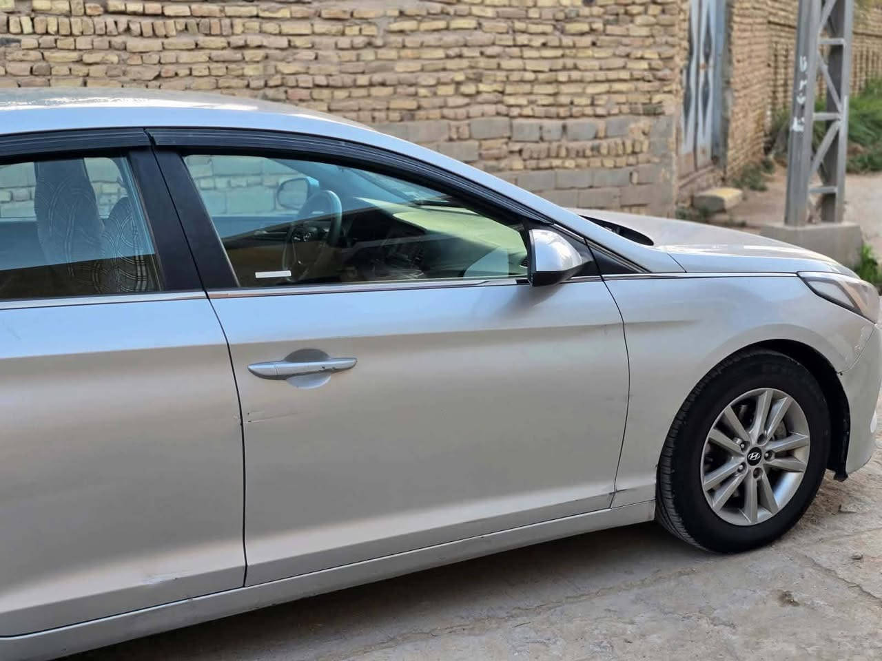 يا الله السلام عليكم وين اللي دور نظيف سياره نظيفه وحيل حلوه سوناته 2015واردامركي ابل واحد  نجف مكينه جديده حداديه جديده كهربايات كله شغال تخم تاير سنويه مجدده تبريد ثلج سعر 108بسمي الديوانية قضاء غماس
***********
