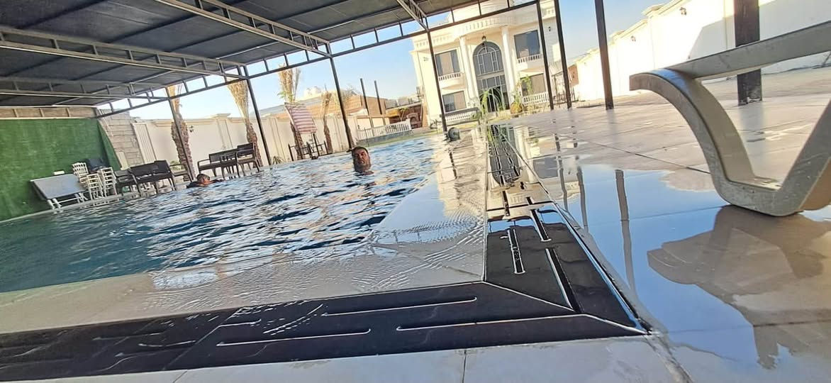 إلى عوائلنا الكرام كل أهالي بسمايه
نود ان نعلن إليكم مزارعنه في منطقة البعيثه في اجواء ممتعه جداً توجد مزارع حسب الطلب والعوائل تكون للمناسبات والأعراس وحفلات تخرج والأعياد الميلاد للذكور والإناث 
يوجد إليكم جدول الشفتات 
الصباحي من الساعه 8 صباحاً إلى 6 مساءاً 
والشفت المسائي من ساعه 8 مساءاً إلى ساعه 6 صباحاً 
الاستفسار والحجز على الرقم التالي 
***********
متوفر في كل الأوقات على رقم أو الواتساب 
ملاحضه / يوجود مسابح للأطفال والكبار مؤمنه بالكامل 
اخوكم الاداري علاوي الطرموز 
وشكر وتقدير إلى أهلنا جميعاً
