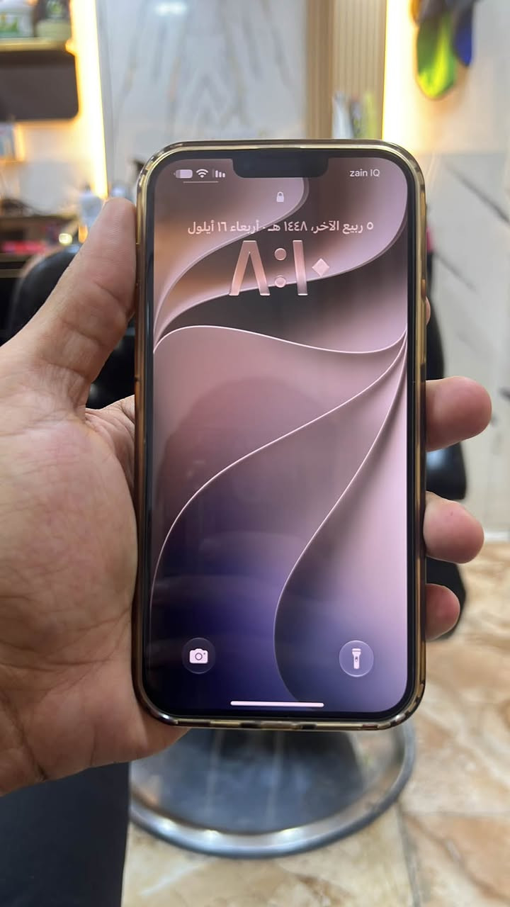 ايفون ١٣ برو ماكس نموذج M مكفول من الفتح والتبديل وتر بروف ذاكره ٢٥٦ 
بطارية ٨٣  ما معلاية
جهاز جديد على وضع الشركة ممبدل بي كلشي 
سعره 750 بي مجال بسيط  موجود بغداد 
***********

نص مكتوب في الصور:
- ٨:١٠
- حالة البطارية والشحن
- كما هو الحال مع البطاريات القابلة لإعادة الشحن، بطارية الهاتف قابلة للاستهلاك وتصبح أقل فاعلية مع الوقت. معرفة المزيد...
- الحد الأقصى للقدرة
- ٨٣٪
- هذا قياس لقدرة البطارية مقارنة بقدرتها عندما كانت جديدة. قد تتسبب القدرة المنخفضة بتقليل ساعات الاستخدام بين عملية الشحن والأخرى.
- أقصى قدرة للأداء
- ستساعد الأنظمة المضمنة في النظام والمكونات في تخفيف آثار الأداء التي قد تلاحظها أثناء التقدم الكيميائي في عمر بطارية iPhone.
- شحن البطارية المحسن
- للحد من استنزاف عمر البطارية، يتعلم الـ iPhone من عادات الشحن اليومية، بحيث ينتظر ولا يتجاوز ٨٠٪ حتى يحين موعد حاجتك إلى استخدامه.