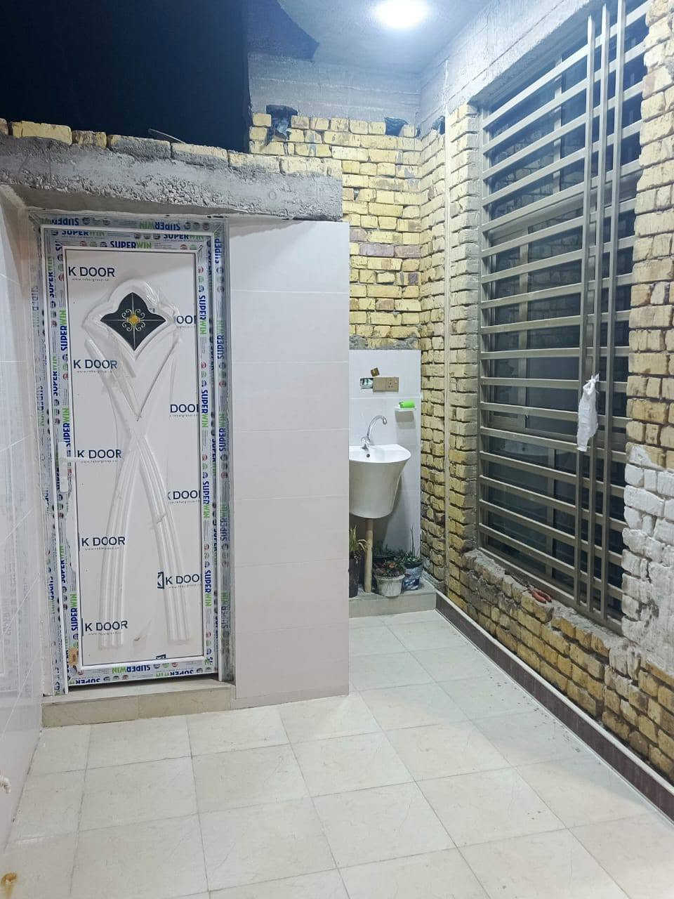 دار سكن للبيع مساحة 150 متر  بناء حديث 
منطقة #حي_الحوراء (شارع الكفاح) 
المربع الذهبي 
#مطلوب_اسكان 55
#مقدمة 75 

للتواصل الاتصال على الرقم 
‏‪***********‬‏
‏‪***********‬‏
***********

عنوان المكتب/ حي الحوراء (شارع الكفاح) قرب حسينية عبدالله الرضيع 
#مكتب_عقارات_محمد_المرياني
