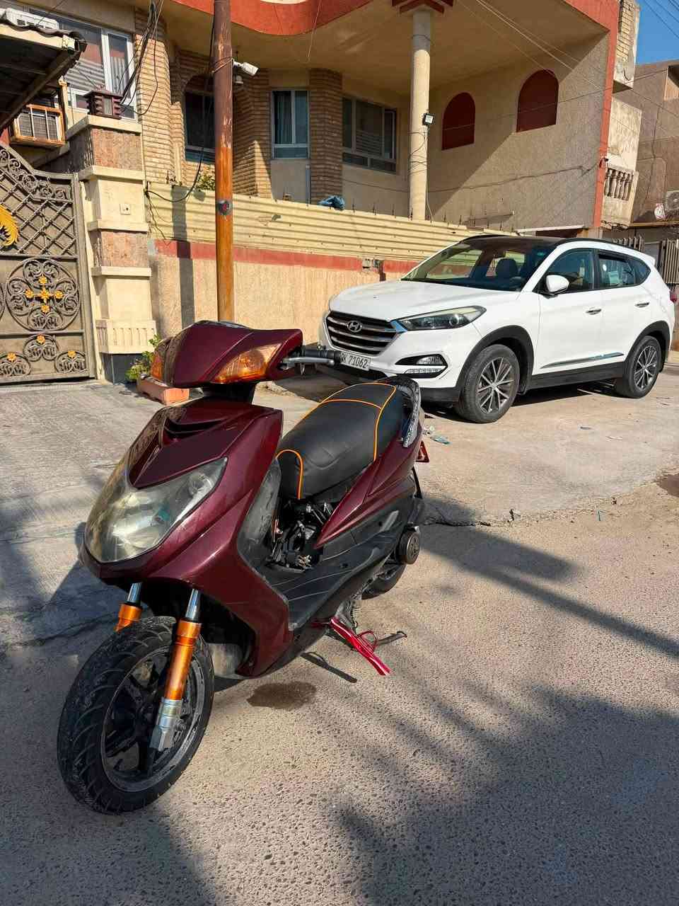 سلام عليكم دارجه سكنس فحل نوزل خطين للبيع لدراجه مفتوحه ومجفته تجفيت الله شاهد يخبل وبيه صدر رياضي ودبلات رياضي واستاند رياضي و ائشاير  برتقاليه رياضيه ولدراجه  نكره  سلف وبوشه بلاديه سعره 600 وبيه مجال العنوان بغداد صليخ تواصل على هذه الرقم فقط ***********
