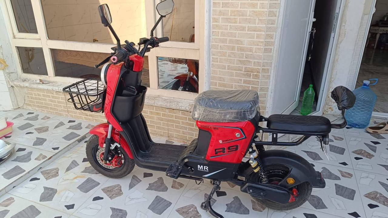 ماطور R9البيع خمس بطاريات نضيف اخو الجديد لتواصل واتساب ***********

