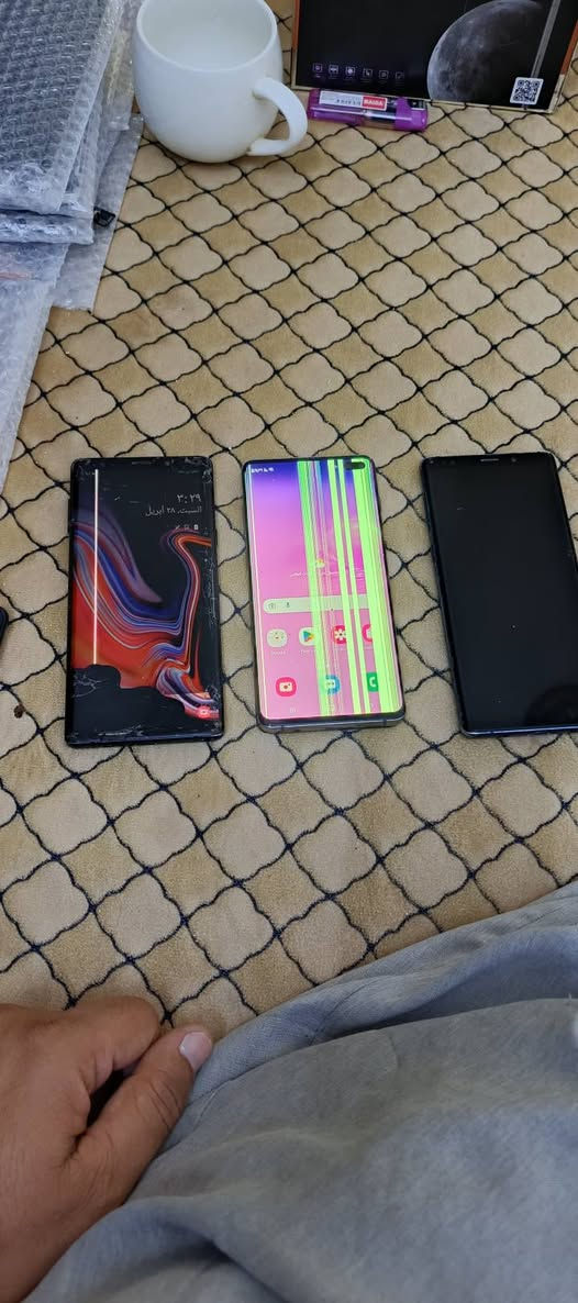 السلام عليكم اربع اجهزه للبيع واحد شغال بي ضرب بلشاشه تلاثة نوت 9 واحد S 10 بلص وتفاصيل داخل المنشور السعر شلع ب 250 
***********
