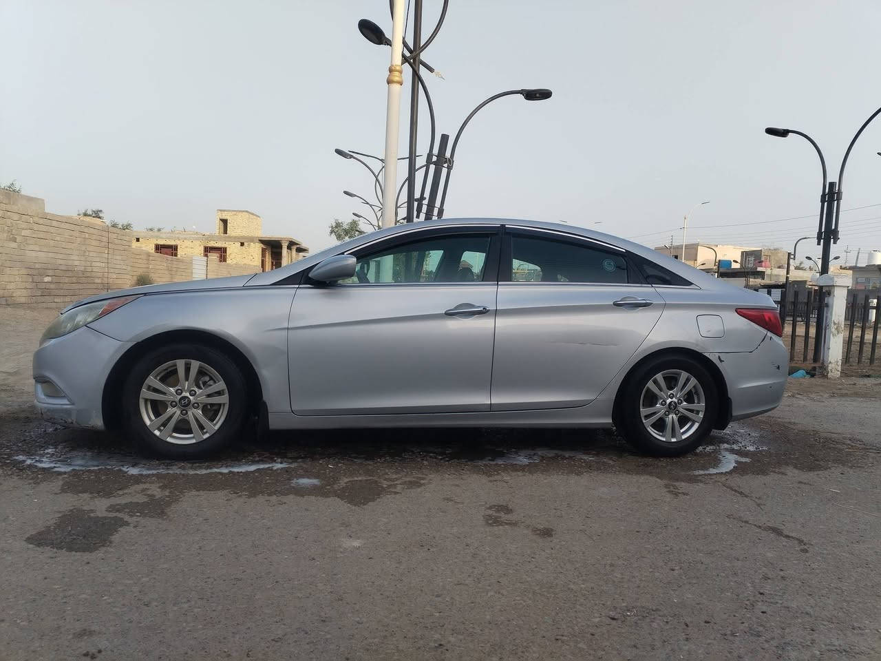 سلام عليكم سوناته وارد امركي بيه جملغ وبنيد بدون دواخل رقم بغداد سياره جاهزه مكنه كير حداديه تبريد حداديه منضومت غاز مديل 11 السعر 95بيه مجال ***********

