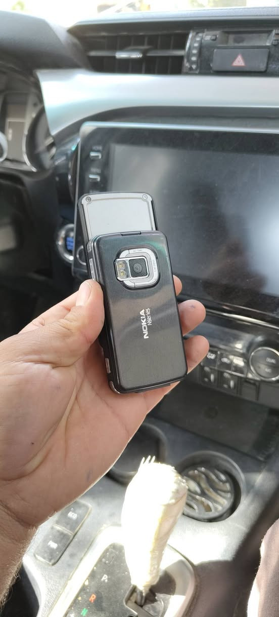 موبايل نوكيا N96 
جهاز نظافه ممتازه الشراي يتصل 
***********
***********
يوجد توصيل لجميع لمحافظات العراق
