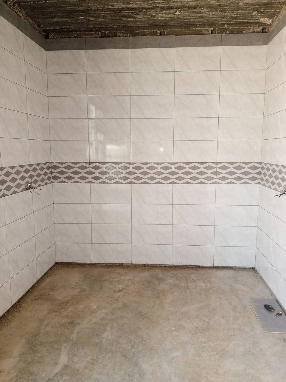 كادر شغل سيراميك في بيجي ونواحيها متفرقين حالين شرط شغل تسليم مهندس خابر ودلل ***********
