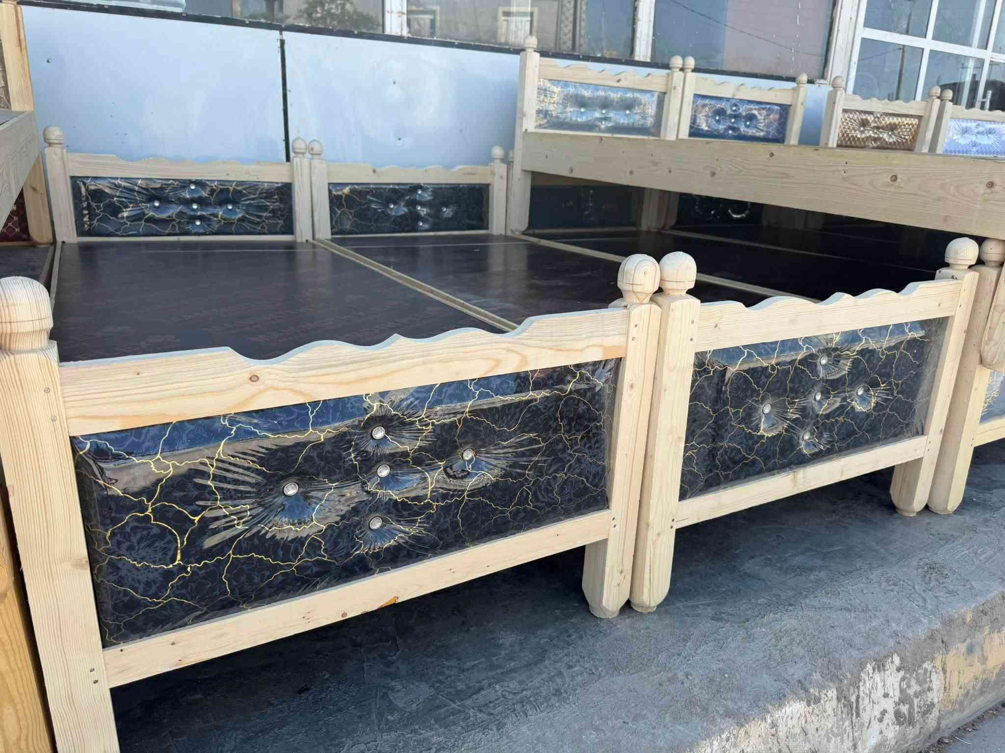 من رخص أدمن موافقه
عرض خاص سعر فقط 50 الف 

عرض 80 

طول مترين من خارج من داخل 1.94 

العنوان الأنبار رأوه 

معرض هيثم واخوانه لبيع الاثاث

مقابيل دائره ماء

يوجد خدمه توصيل أسعار مناسبه

*********** بي وتساب

نص مكتوب في الصور:
- سعر 50 الف فقط
- وحده سعر 50 الف فقط