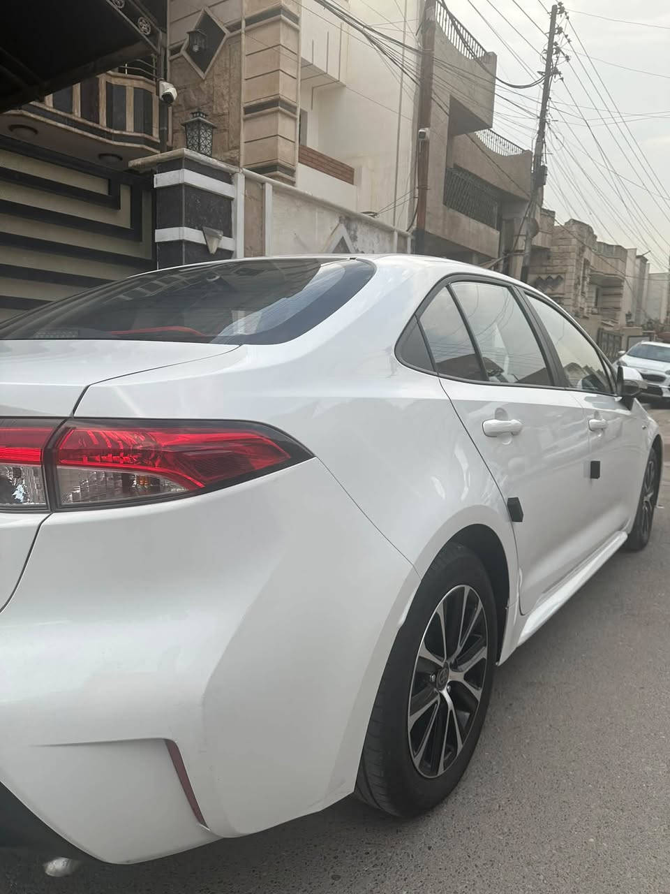 السلام عليكم
كورلا هايبرد ٢٠٢٥ كفاله عامه

بغداد تحويل مباشر

فول مواصفات عدا كشن كهرباء

عداد المسافه (16الف ) 

مكاني بغداد 

السعر 164 قفل 

للاتصال ‭***********
