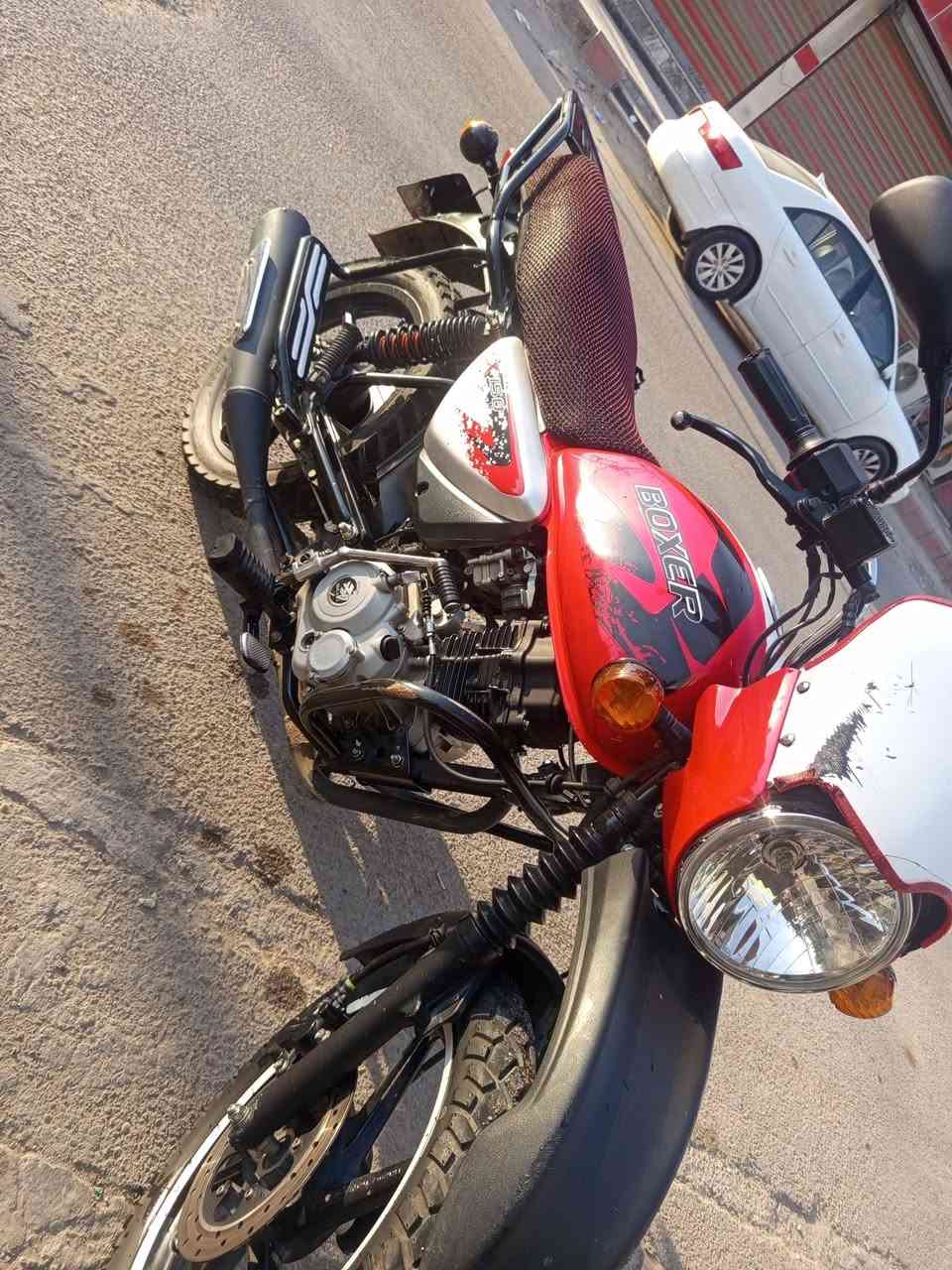 سلام عليكم شباب المو شراي لا يخابرني رحمه لوالديكم دراجه بوكسر مرقم نكليزي بغداد موديل 23 طالعه من المعرض بل25 كفالة عامه كفالةةةة عامة لا مجفتة ولا مصلحه ولا مدعومة الحمد لله مكاني بغداد الامين الثانية شارع نواب رقمي للتواصل واتساب *********** شوكت متجي موجود تفحص شرط جيب وياك 10 فيترية
