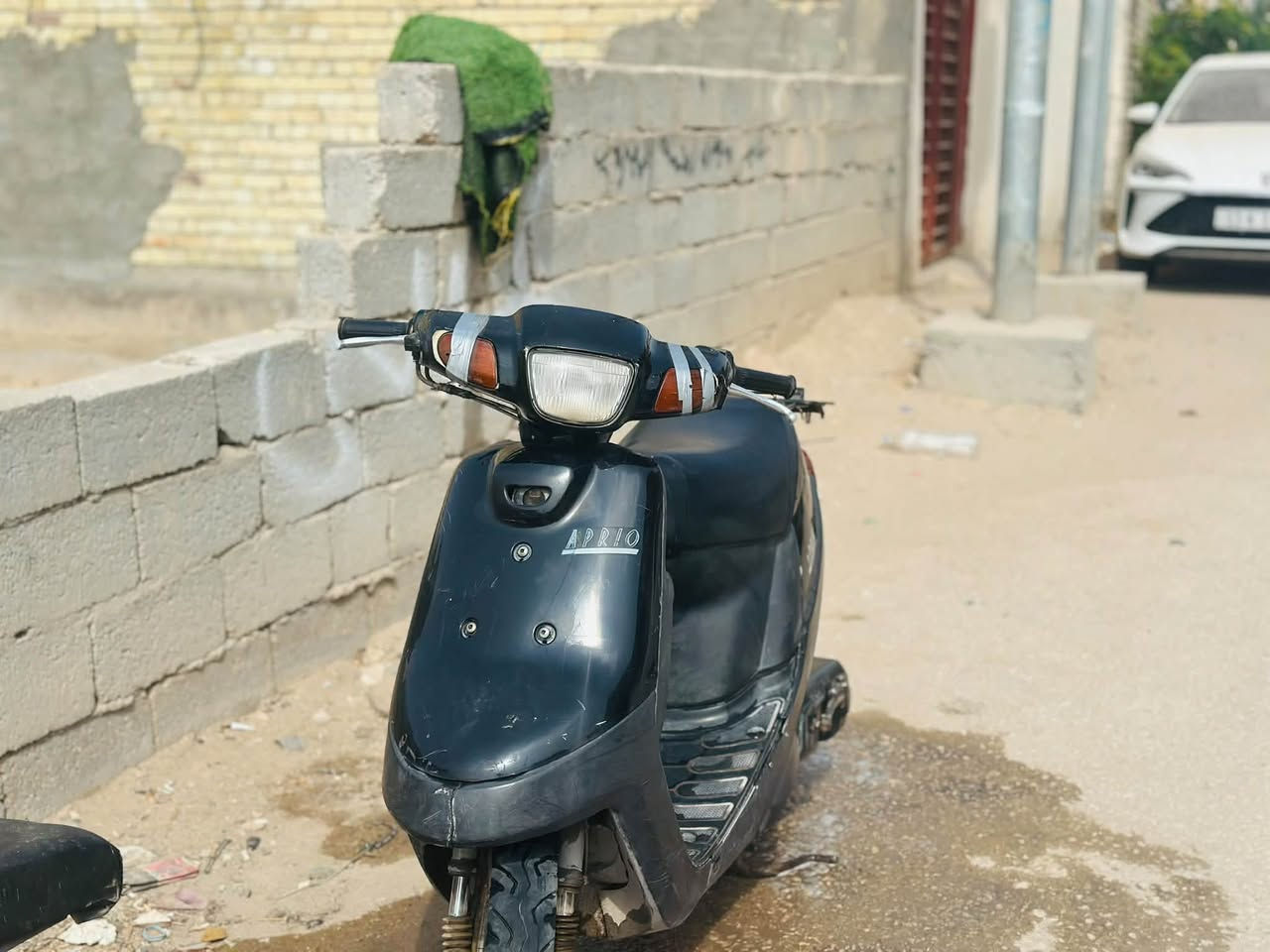 بطه • ٢٠٠٠ • باتري