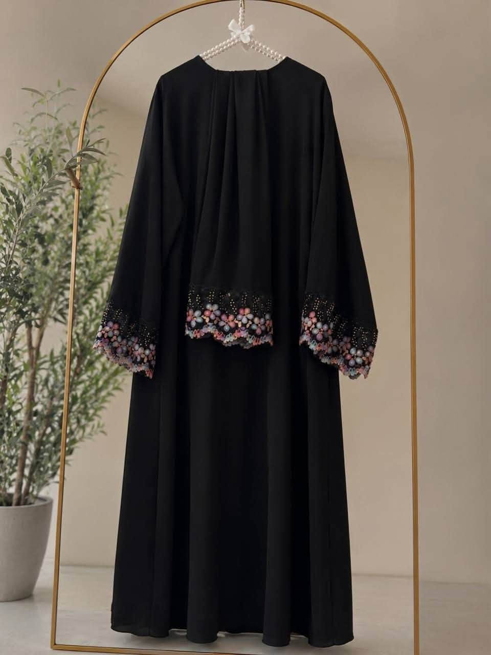 عباية وشال • سواد فاحم • مقاسات ٥٥-١١٠