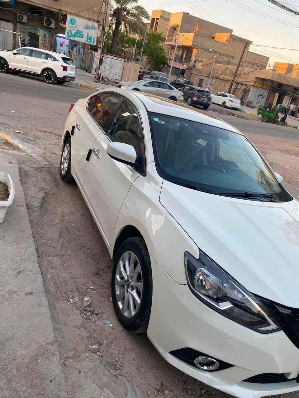 🚗 Nissan Sentra 2025 –
نيسان سنترا 2025 بلاك اديشن

📍 بغداد  /// المنصور 

🔹 الفئة: SV

🔹 الممشى: 9800 كيلو 

🔹 الضمان: ضمان السور 3 سنوات

🔹 المحرك: 1600 سي سي – 4 سلندر

🔹 الويلات: 16 إنش

• ناقل حركة أوتوماتيك CVT

• شاشة  لكزز وسطية لمس + بلوتوث + USB+كاربلي

• كاميرا رجوع وحساسات خلفية

• نظام توفير الوقود Eco

•فتحه سلايت 

•داخل بيجي + اسود 

• أنظمة أمان كاملة ABS / EBD / ESP

• تحكمات ب الستيرن 

السيارة مكفولة من الصبغ بيه بارد بسيط 

💰 السعر:   134$ وبي مجال قليل

للاستفسار الاتصال على الرقم 

*********** اتصال 📱
