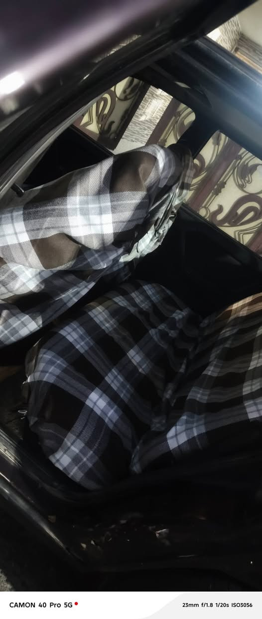 ٢٢ وەرەقە خوار هەمو بازار 
ڤیکترا مۆدیل ١٩٩٠ 
مەکینە ٢٠ گیر حادی
گیرو مەکینەو تەقەو دارو بەرد بەشەرت
شاشە ئایپات سلایت
٧٠٠هەزار غەرامەی لەسەرە لەسەر کریارە 
بەناو کردن بەشەرت  سبەی بەناوکە
تکایە موشتەرینی یەرم مەهیشینە سعری خوار هەموو بازەرە *********** أربيل, العراق

نص مكتوب في الصور:
- CAMON 40 Pro 5G 23mm f/1.8 1/50s ISO1092
- CAMON 40 Pro 5G 23mm f/1.8 1/33s ISO1980
- CAMON 40 Pro 5G
- 23mm f/1.8 1/20s ISO3056
- 23mm f/1.8 1/25s ISO1864