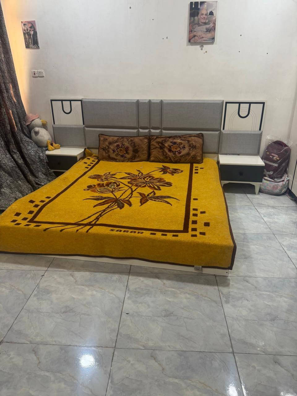السلام عليكم غرفه تركيه للبيع جديده الله شاهد مصار شهر من اخذتها السعر 600 وبيها مجال العنوان الاعضميه للاستفسار ***********
