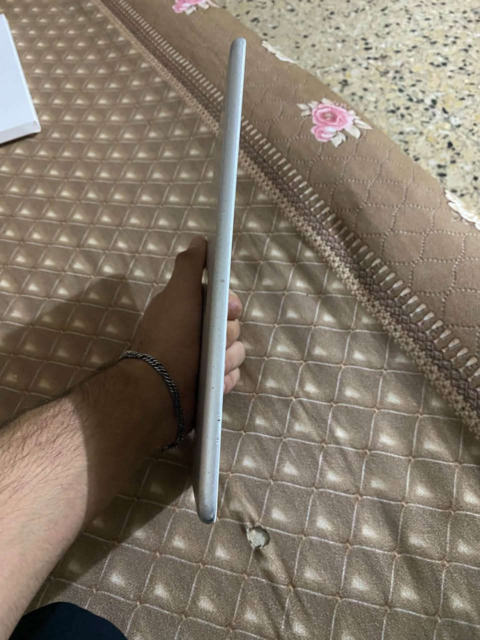 ايباد ٦ • ذاكرة ١٢٨ • مقفول رمز