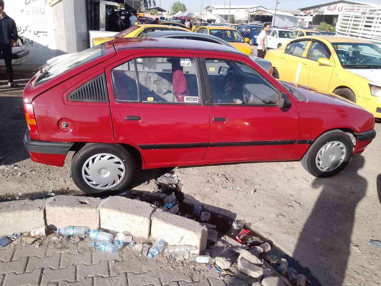 مكلف بلنشر اوبل كاديت ماسحه حجم المحرك 16 مصرف جداحه بلبانزين يعني شنو تنسه من تفول  صورها كدام العين دفتر بانزين بيها بس سنويه ساقطه بل 2023 مكان كركوك 

السعر 27 بي مجال قليل  ***********
