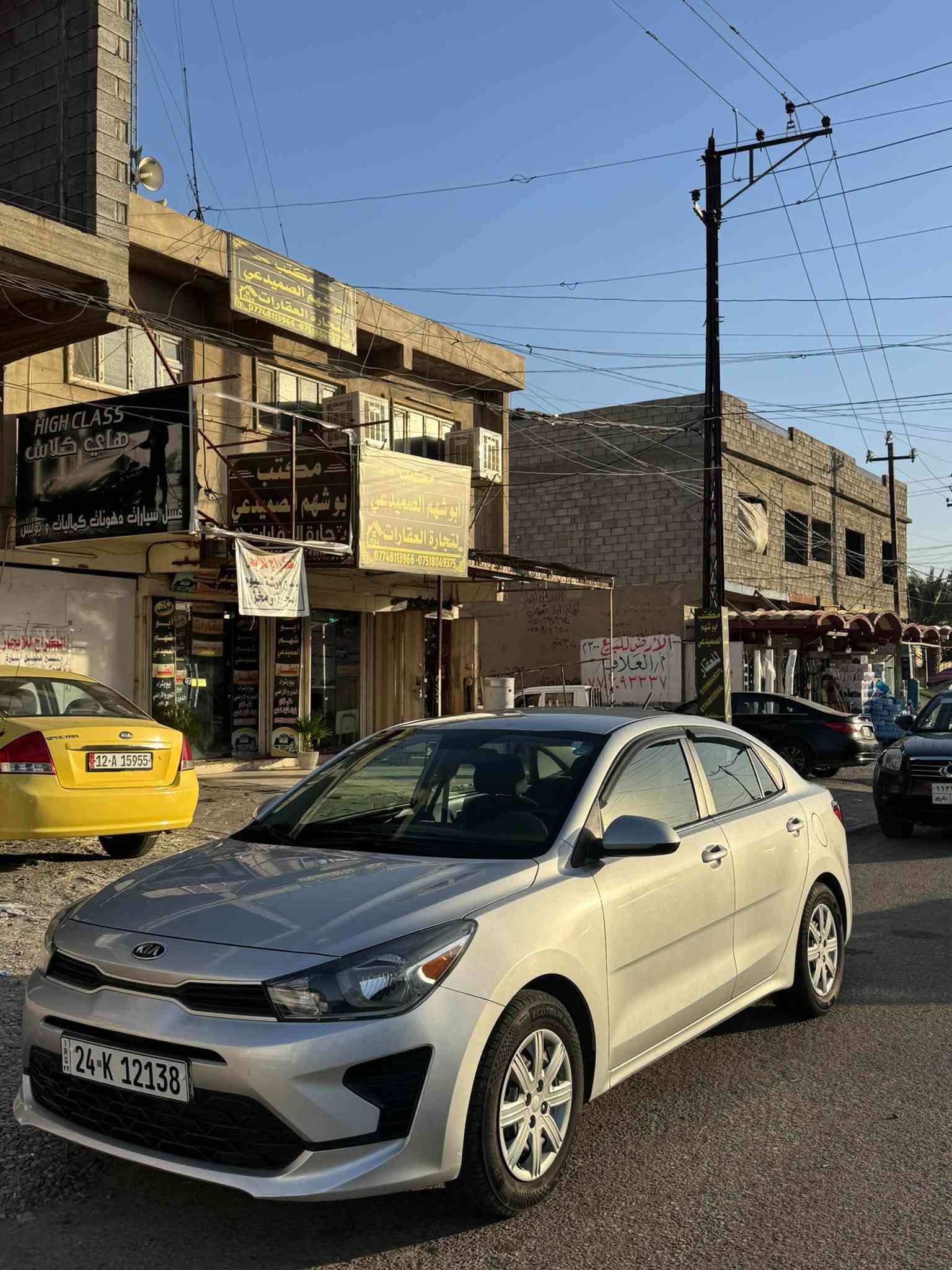 السلام عليكم كيا ريو 2021
بدون صبغ بيها مكانات بارد رقم مسطرة 
سيارة جاهزة تبريد شاشه كاربلاي كامرة 
كير تووماتيك  لون سلفر 
تبريد ثلج❄️ شرط الغرامات والتحويل 
كير محرك شرط🚫 
العنوان موصل حي المحاربين 
السعر 108 وبيها مجال بسيط
