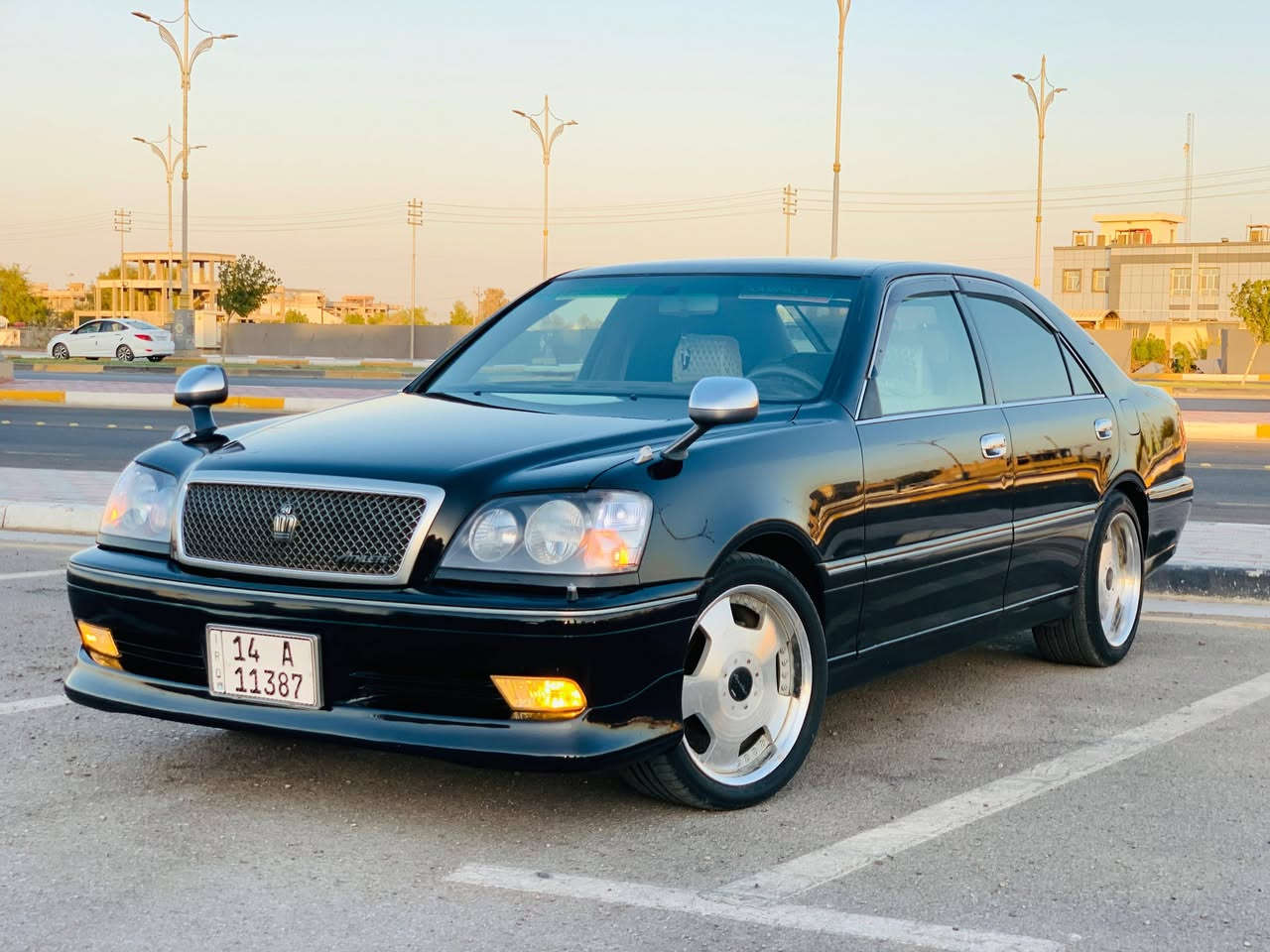 سلام عليكم
ملكه للبيع موديل 2000رقم بصره دولي بسمي سنويه 30 مكينه وكير جدد ديفور الكبير تخم تاير حداديه جديده تبريد ثلج دواخل جدد اربع دكم شاصي 75 فول السياره الاتصال السعر130 وبيه مجال الاتصال عالرقم ***********
اني مكلف بالنشر
