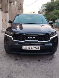 سورنتو وارد أمريكي رقم بغداد موديل ٢٢ بسمي مواصفات عادية ماشبة ٨٢ الف ...