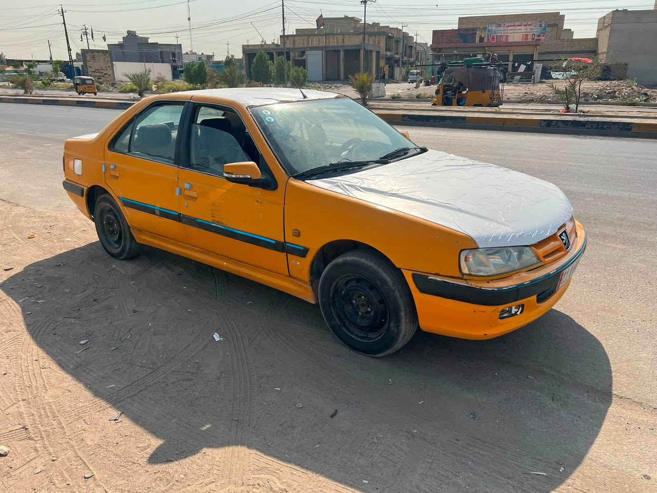 السلام عليكم بيجو بارص مديل ١٨رقم بغداد نكليزي بسمي تحويل ثاني يوم مكينه كير جدد المكان بغداد حي النصر 
السعر ٣٥
الاتصال ***********
