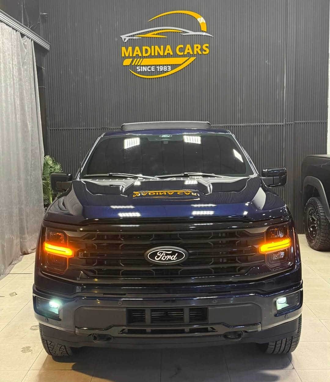 Ford F-150 
XLT 2025
V6 - 2.7T - 4x4

بسمە و شغال
شاشە کبیر
٤ کامیرە
لایت لید 
کوشینات جلد
کوشین کهرابایی
گیج الکترونی
بانورامە
رادار
ئوتو ستوب
ویل 20
باب طویل
بودی قصیر

1.000 mile
1 قطعە صبغ
سعر 405 ورقە

معرض ( مەدینە ) اربیل شارع ١٠٠م
***********
***********
