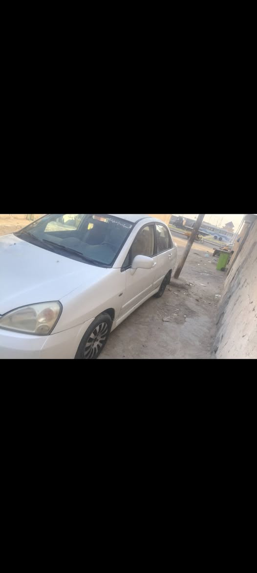 ساسوكي ليانا 2005 مكينه كير تبريد جاهزه مابيها اي نقص مكفوله من ضربه اصوليات سياره جديده بصره نكليزي مكينه الف و800 قايشين
