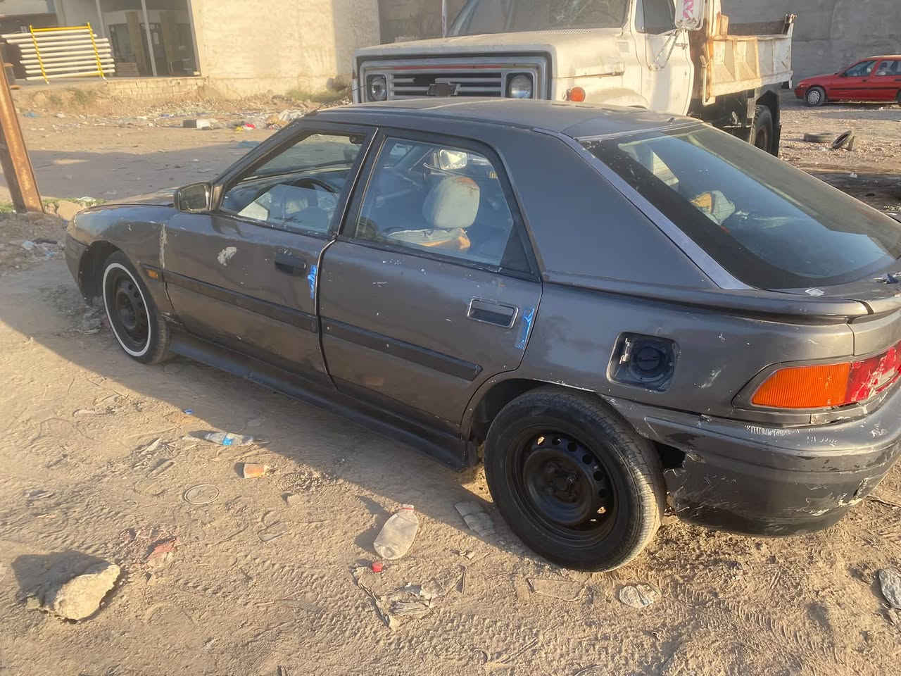 السلام عليكم مازده للبيع موديل 91 كير ومكينه مكفول سعرهه 10 وبيهه مجال ***********
