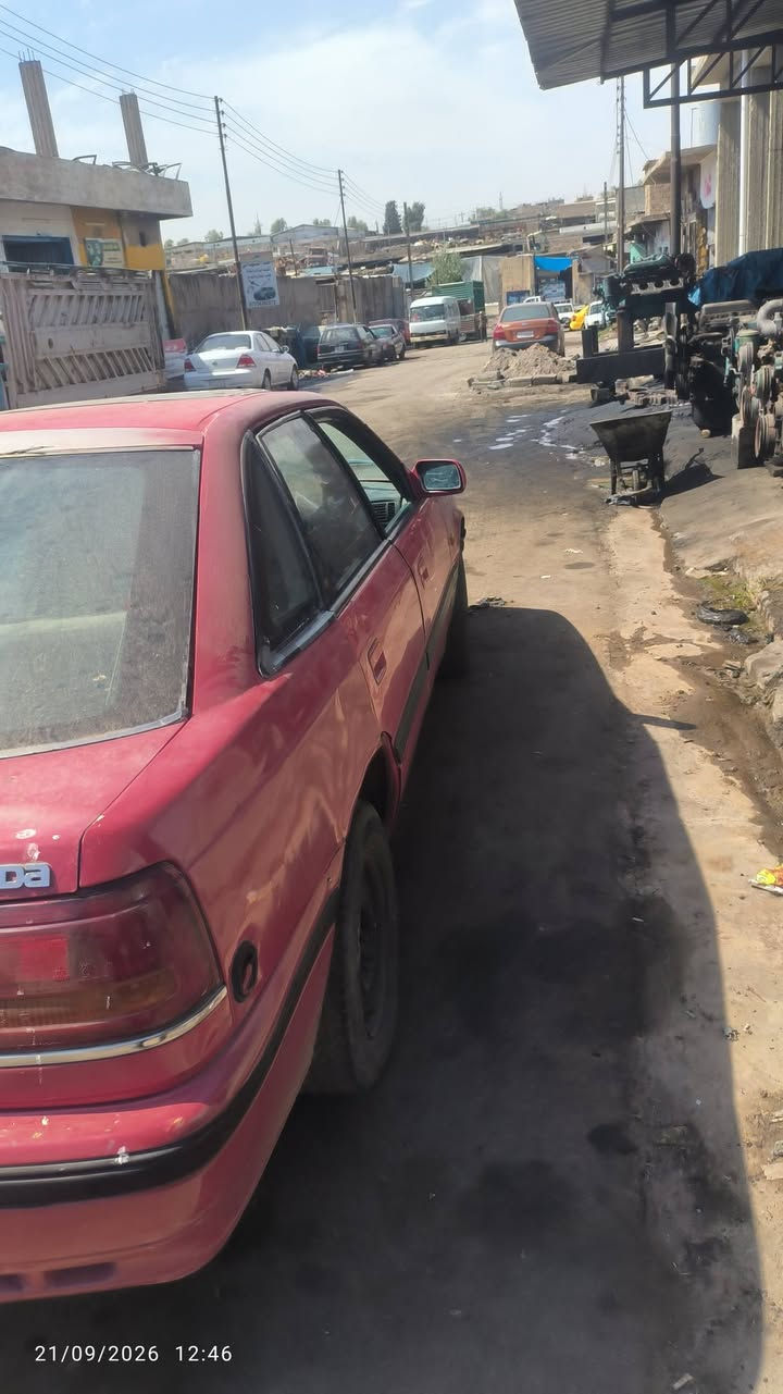 مازدة للبيع شرط تحويل رقم سنويه جديده هزه جديدة الباقي انتا جيك 18ورقه وبيها مجال ***********/ ***********/

نص مكتوب في الصور:
- 21/09/2026 12:46