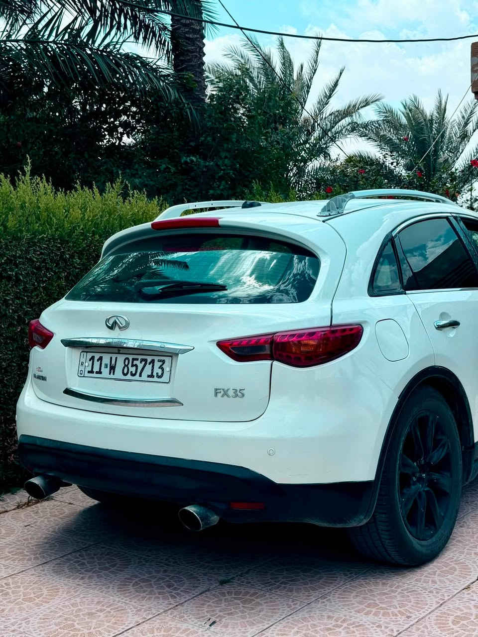 مراوس فقط شعندك نزل
انفنتي fx35 موديل 2011 

لون ابيض صدفي مصبوغة حزام 

حادث غرق مبدل ضفاير و عقول 

السيارة اصلها فور ويل محور تو ويل 

مكينة نضيفة ممفتوحة 

ادامة كاملة جديد بلكات نوزلات مجاول 

گير جديد تيست 

اكسل جديد تيست 

صدر خلفي جديد 

صدر امامي نضيف ناقصة بس دبلات 

زوج تايرات جديد 

مواصفات السيارة : 

محرك v6 vq35 

كامرات 360 

حساسات 360 

مري قلاب 

فتحة سقف 

دخول ذكي 

كشنات كهرباء جلد تدفئة تبريد 

خزن ميموري 

جنطة كهرباء 

تحكم ستيرن 

السيارة اكفلك گشر نضيف و ميكانيك بشرط 

رقم بغداد مشروع وطني جديد تحويل مباشر ثاني يوم 

للاستفسار الاتصال ***********

اذا ما تحصل اتصال عالرصيد اتصل واتساب موجود 24 ساعة
