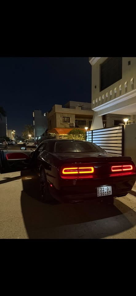 السلام عليكم
جالنجر RT V8 2022 للبيع
السياره مابيها حادث بس سرقه جاملغ وبنيد ومرجعات قطع اصليه ومصبوغات  
صورها ب امريكا بل منشور
ماشيه 55 ميل 
شاشه ابل كار بلي 
حساسات 
بصمة ابواب 
ABS 
كامره خلفيه 
تحكمات ستيرن 
تدفئة مقود وكشنات 
داخل احمر جلد 
و عليها سستم اكزوست بلادي من امريكا  
ومنظومة زينون 
وباقي المواصفات معروفه …
مكانها بغداد اليرموك 
***********
موجود واتساب او اتصال

