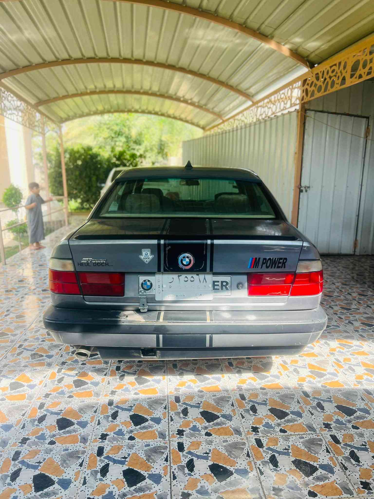 بي ام ٥٢٥ • كير عادي • رقم بغداد
