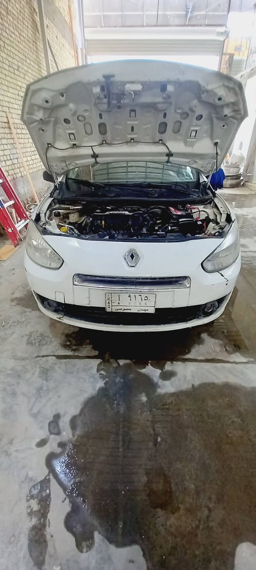 رينو فلونس موديل ١٣ السعر ٤٥ وترهم مراوس
حداديه نص عمر
تبريد عوزه بس غاز 
محور مكينه وكير كورله انسه الصرفيه اقتصاديه
سنويه ساقطه 
من حورتها ما ربطو الفيش مال الكيجات 
ضربتها الجاملغ الخلف السايق ابع مصبوغه حزام 
باتري جديد وياله وتايرات جدد 
درايم شفت جديد السياره حلوه ما متعوبه نصبتها حلوه هذا كا البيها اقره وتصل وانه خادم رقم ***********
