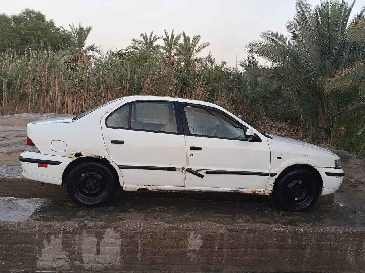 بيع مستعجل
سمند خصوصي رقم قادسيه موديل عشره جاهزه تحويل مشروط . 
السعر ١٤ ورقه العنوان الديوانية الشاميه ***********
