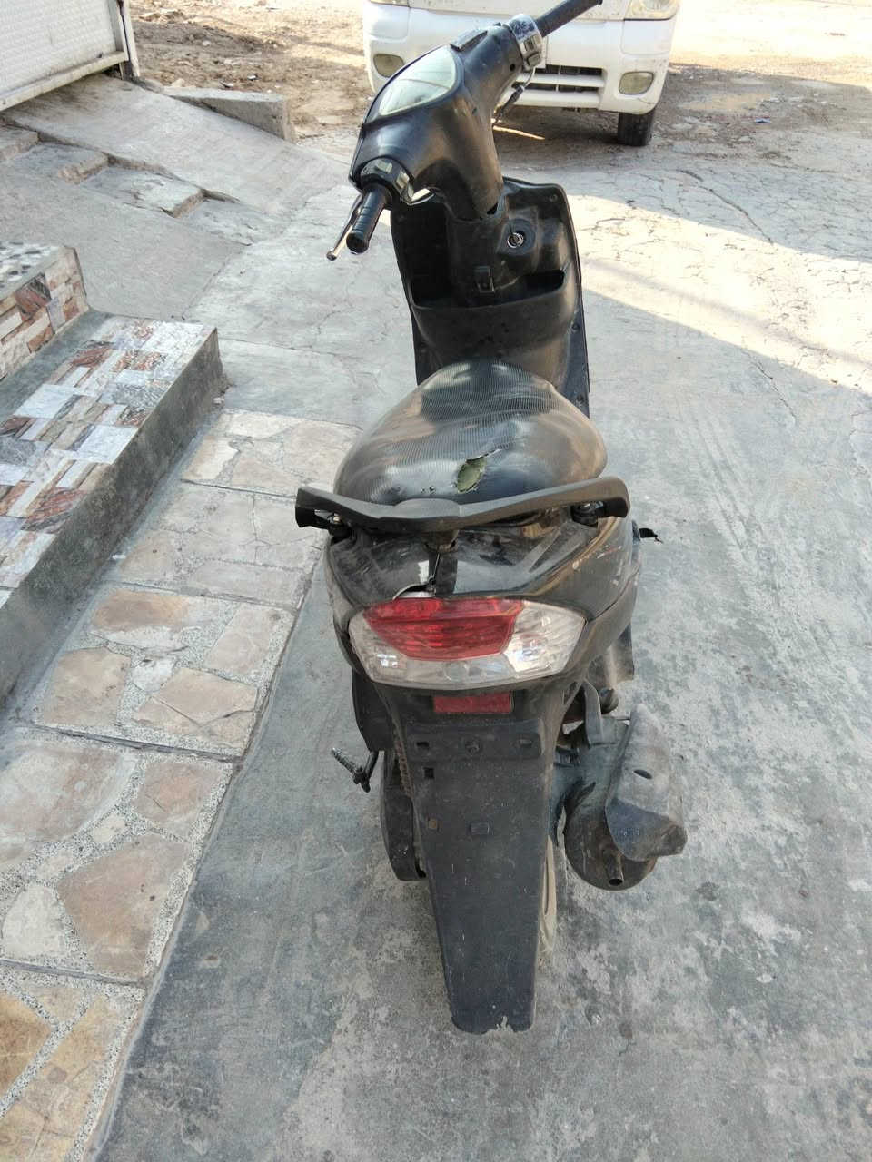 سلام عليكم دراجه ماكس عدل للبيع مبدل بيه زنجيل كفراته تجاري بغداد البلديات *********** هاذ واتساب *********** هاذ عل رصيد سعر 500 بيه مجال بسيط حك جيه
