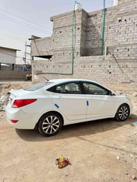 اكسنت ٢٠١٦ • فتحة سقف • رقم بصره