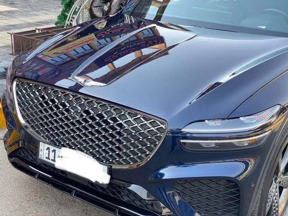 Gv70 2023 
سبورت برستيج فول مواصفات اعلى فئة  
6سلندر توين تيربو
ماشية 75 الف كيلو
حادث بسيط بس بارد بالتكمة 
صور الحادث بالمنشور  
ايرباكات كلها سليمة
السعر 30,500 سعر مال بلاش   
وبالعافية ع الي ياخذها
غير متواجد ع الفيس للاتصال
***********
