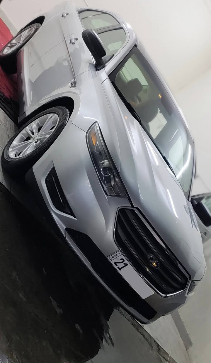 Ford taurus
فورد تورس 2018 SE
6 سلندر ، مكينة 3.5 

ماشية 68 الف مايل ، السيارة استخدام شخصي , سيارة نضيفة وممتعوبة ابد ، رقم السيارة حلوة

داخل بیجي ، کامیرا ، بلوتوث 
سنويه ورقم جديد لغاية 2029 
السيارة بيها جاملغ امامي ، والبونيد المقدمة فقط مصبوغة ، 
المكينة حتى لواتربمب مامفتوحة 

مابيها اي صرف السيارة اخت الجديدة
مكان السيارة سليمانية 

***********
