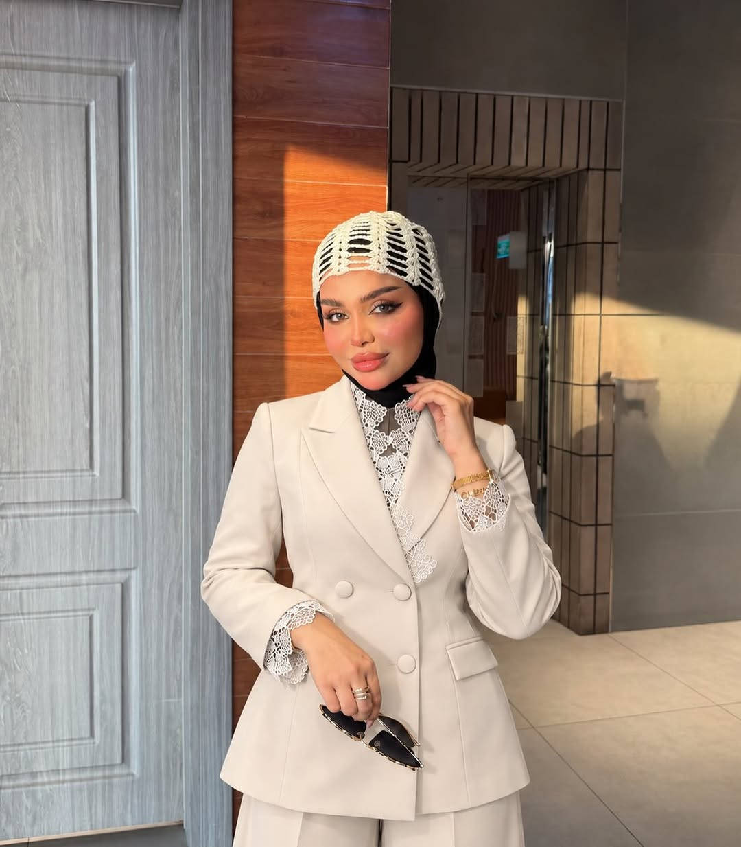 الكولكشن خريفي  غير ويانه ❤️‍🔥 

طقم قطعتين دااابل ايطالي كوالتي عالي مبطن 

السعر : (30

القياس:  38 40 42 44 46 48

🔗توصيل البصره 5 💸المحافظات 8🔗

العنوان بصره بريههً شارع مستشفى النور مجمع رونزا 

#للحجز_او_الاستفسار_مراسلتنا_دايركت📩
واتساب ***********
#ازياء_رونزا #طقم #ازياء #اكسبلور

نص مكتوب في الصور:
- 30 ألف
