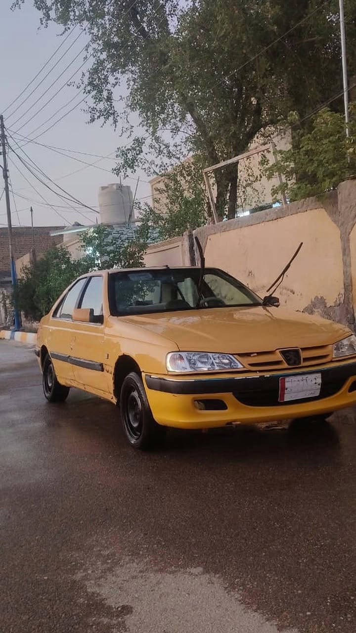 السلام عليكم شباب بيجو موديل 2015 مكينه وكير وتايرات نضاف وسنويه صاقطه مبدل بيه جاملغ جهت السايق المامي ٢٥ وبيه مجال بصيط مكان ناصريه مركز وهاذ رقم صاحبها مكلف بنشر *********** تحويل مباشر
