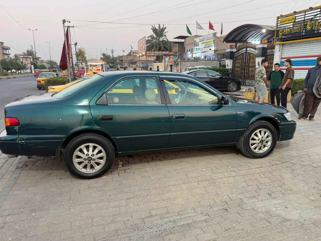 سلام عليكم كامري
موديل 97 وارد امريكي حادثهة جاملغ خلفي فقط
تخم تاير جديد 
محرك صار شهرين من شاده 
تبريد ثلج 
رقم انكليزي بأسمي تحويل ثاني يوم 
مكان لسياره بغداد منطقه الحبيبيه *********** السعر 70 وبيهة مجال بسيط
