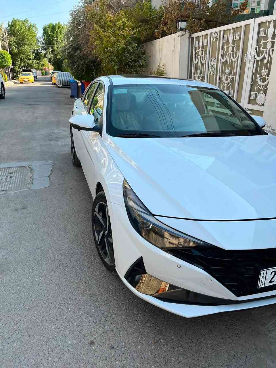 بيع و مراوس و ترهم اقساط اذا مقدمة زينة 
النترا 2023 خليجي (( كوري )) ماشية 32 الف كيلو بيهه جاملغ و بنيد مبدلات نفس اللون بدون صبغ و بدون دواخل و غرفتها بوضع الشركة رقم اربيل هزة و سنوية جدد جاهزة بدون أي نقص
 
مواصفاتها : 
فتحة 
بصمة 
تشغيل عن بعد
دخول ذكي
مري شفط
تبريد قطعتين 
حساس امامي خلفي 
لايتات و بگ لايتات لد 
شاشة كاربلي و كامرة دوارة بلاد

مكان السيارة بغداد بالسيدية اي استفسار خاص او اتصل *********** و بي واتساب
