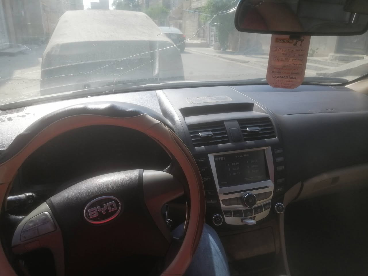 السلام عليكم Byd f6 للبيع موديل 2012 رقم بغداد 
العنوان بغداد الشعلة السعر 45 وبيه مجال 
***********
