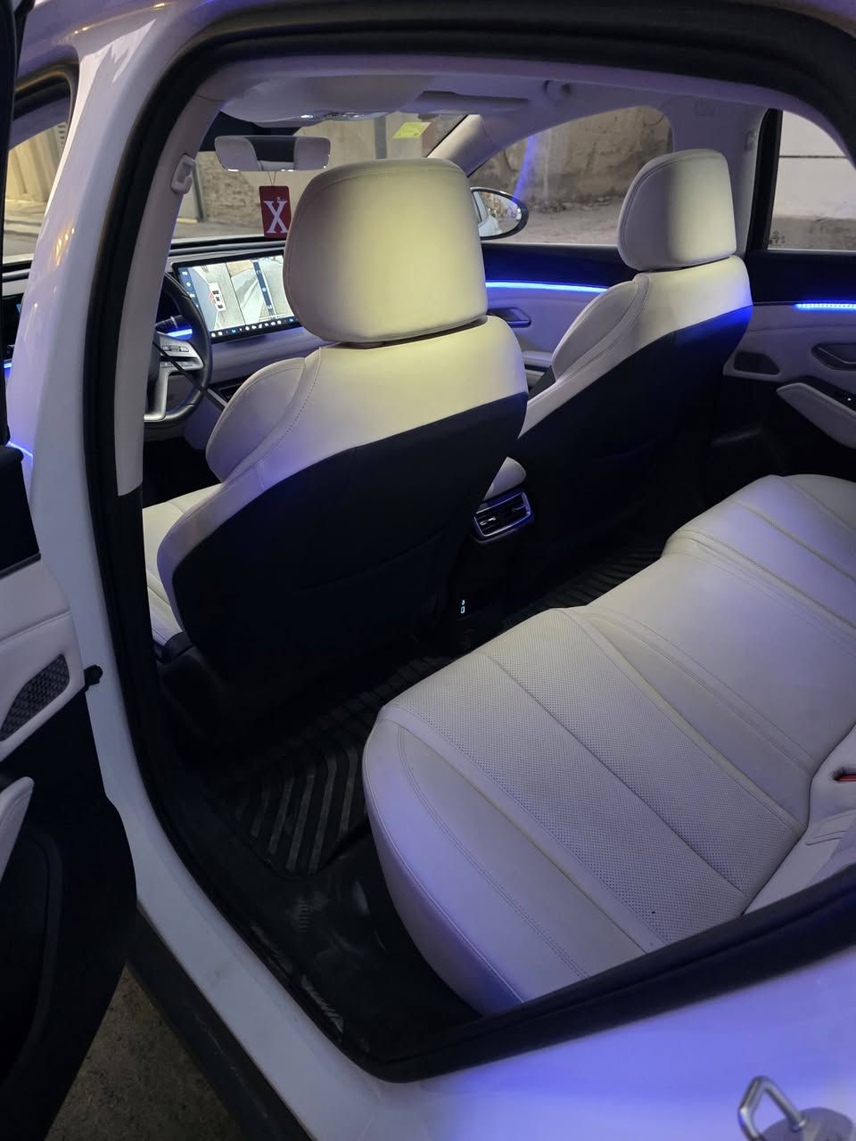 للبيع BYD QIN L
فول مواصفات اعلى فئة بل QIN L
13 كامرا 13  رادار بانوراما وهواي مواصفات 
 اشكد ما احجي المواصفات متخلص
السيارة بسمي تحويل ثاني يوم 
ماشية 14.500
بيها طخة بسيطة كلش جاملغ جهة السايق راجعة PDR
هذا رقمي ***********
